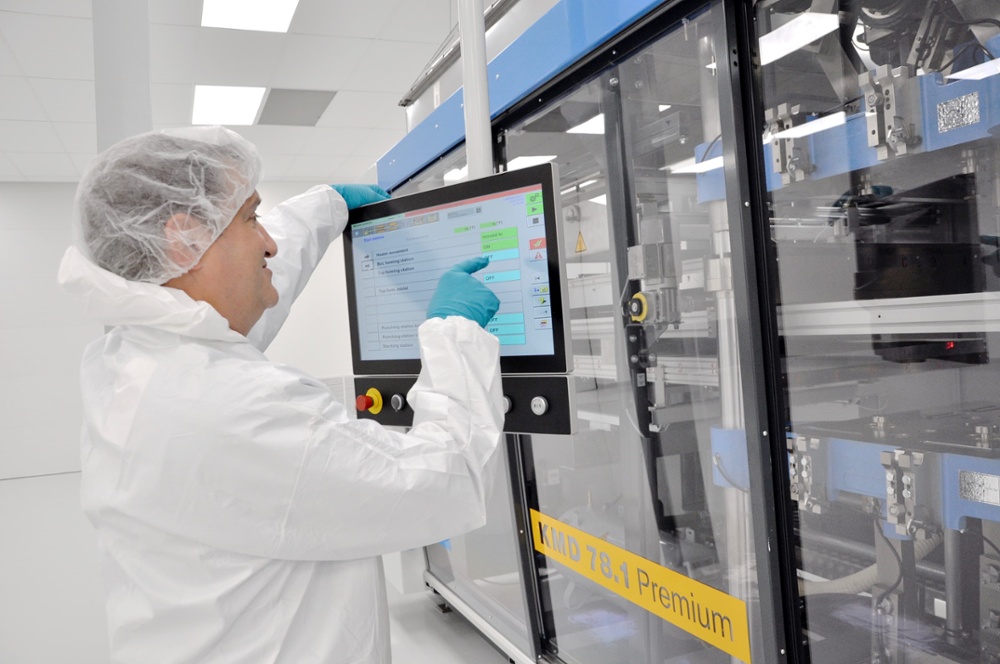 Dordan GM programs cleanroom thermoforming machine